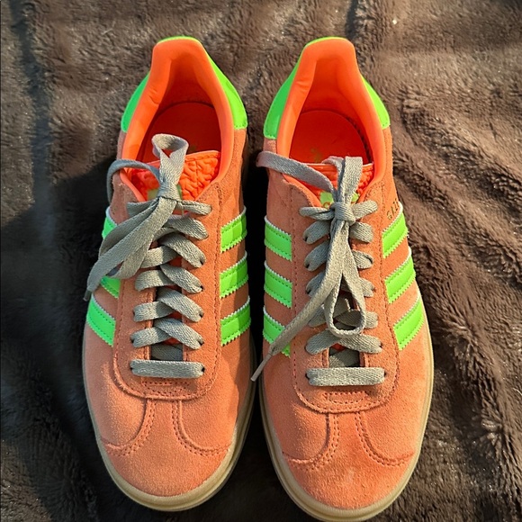 Adidas Gazelle Bold Orange and Neon Green Suede Sneakers Sz 5.5 - Picture 6 of 7